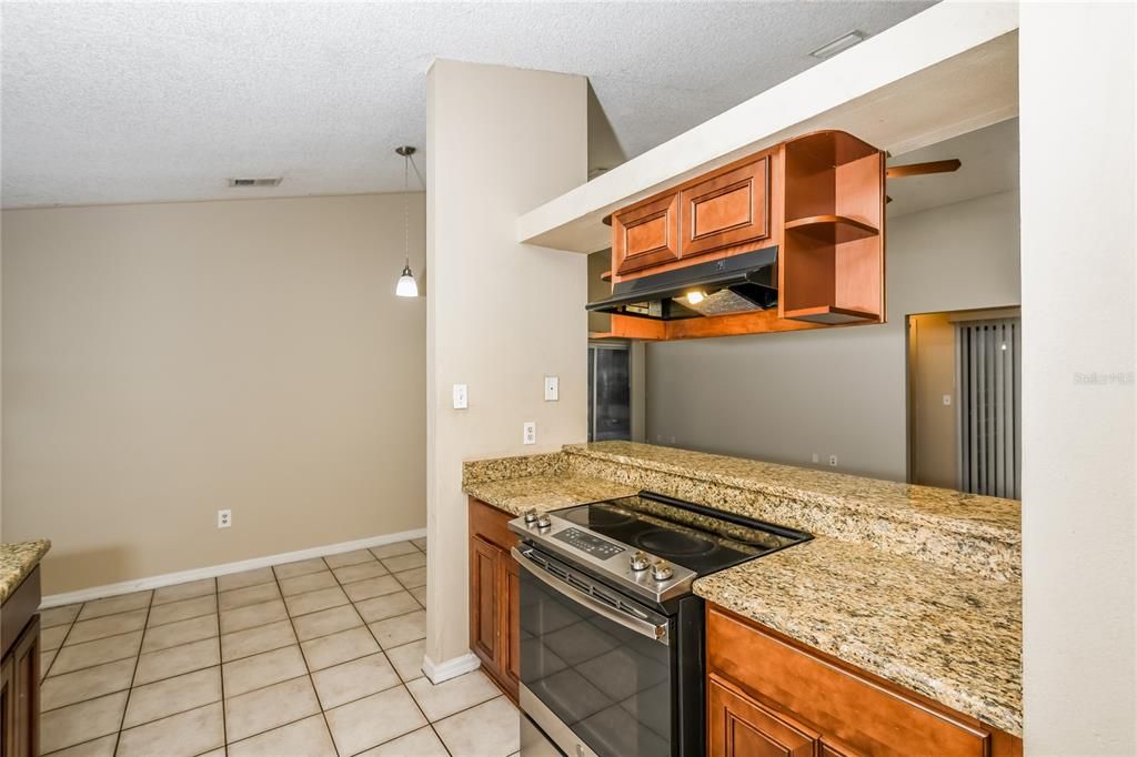 For Rent: $2,070 (3 beds, 2 baths, 1353 Square Feet)