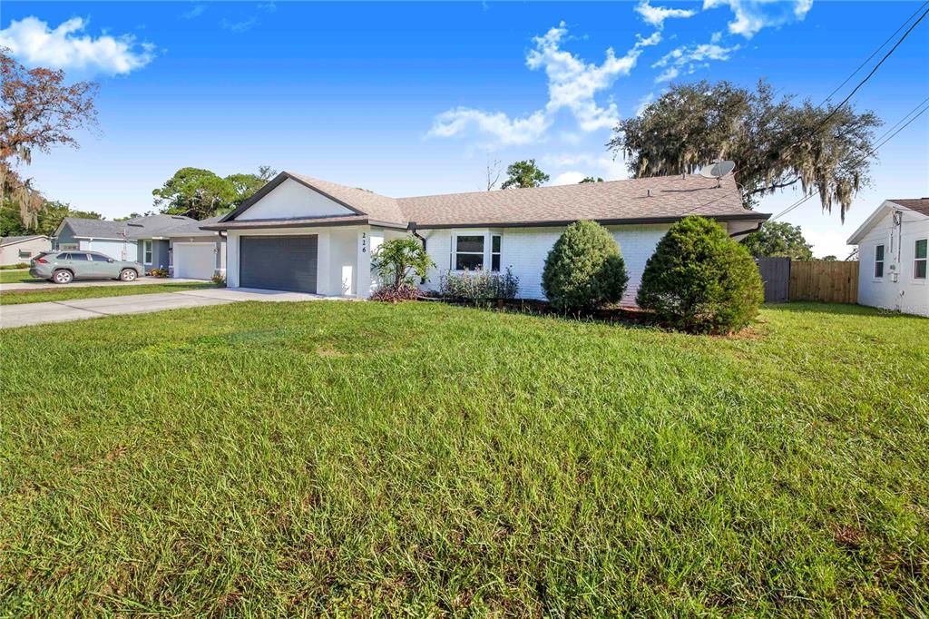 Valencia is a great Debary location with well-maintained original and newer homes.