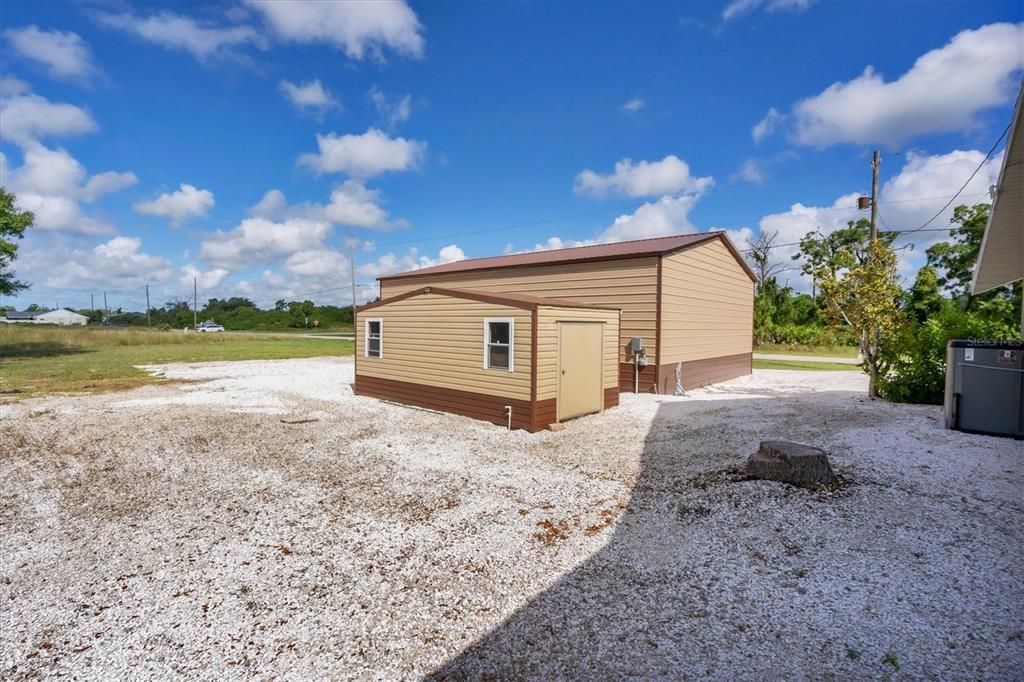 For Sale: $619,900 (3 beds, 2 baths, 2219 Square Feet)