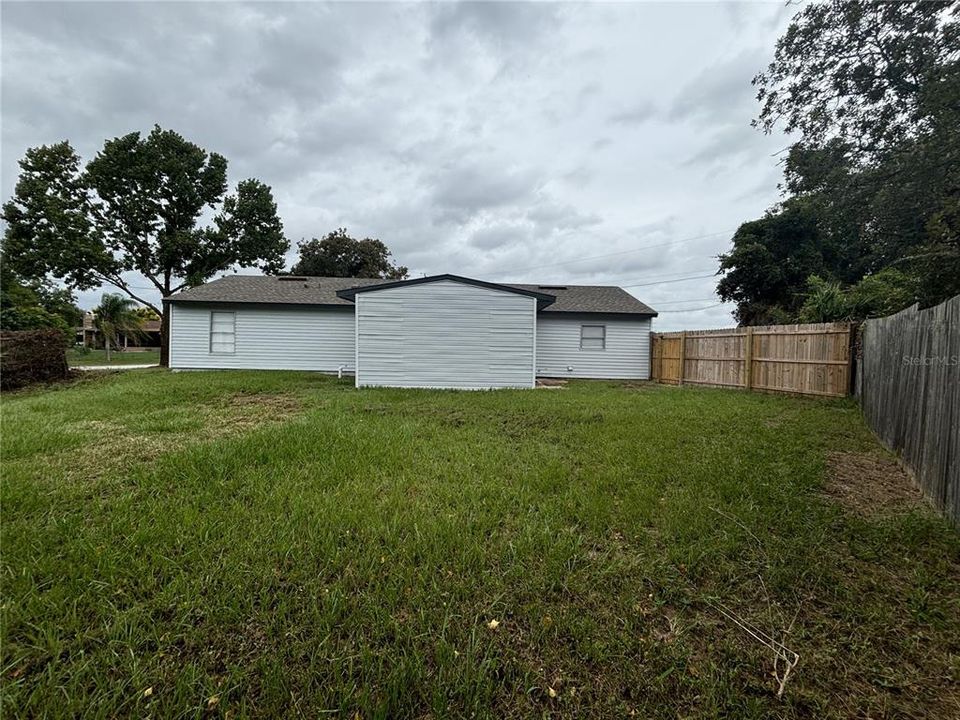 For Sale: $285,000 (3 beds, 2 baths, 1141 Square Feet)