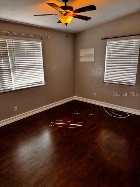 For Rent: $1,850 (3 beds, 1 baths, 1340 Square Feet)