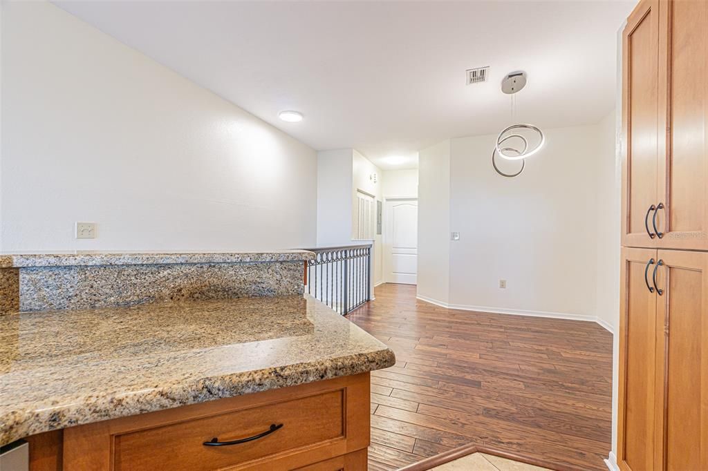 For Sale: $400,000 (1 beds, 1 baths, 815 Square Feet)