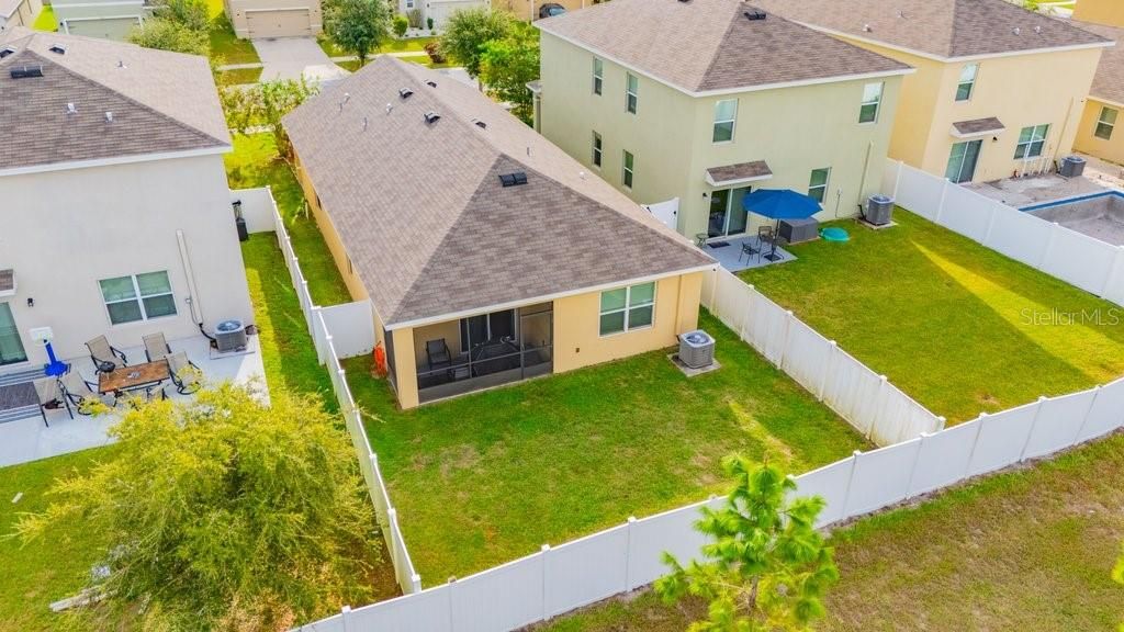 HUGE FENCED YARD /NO REAR NEIGHBORS!