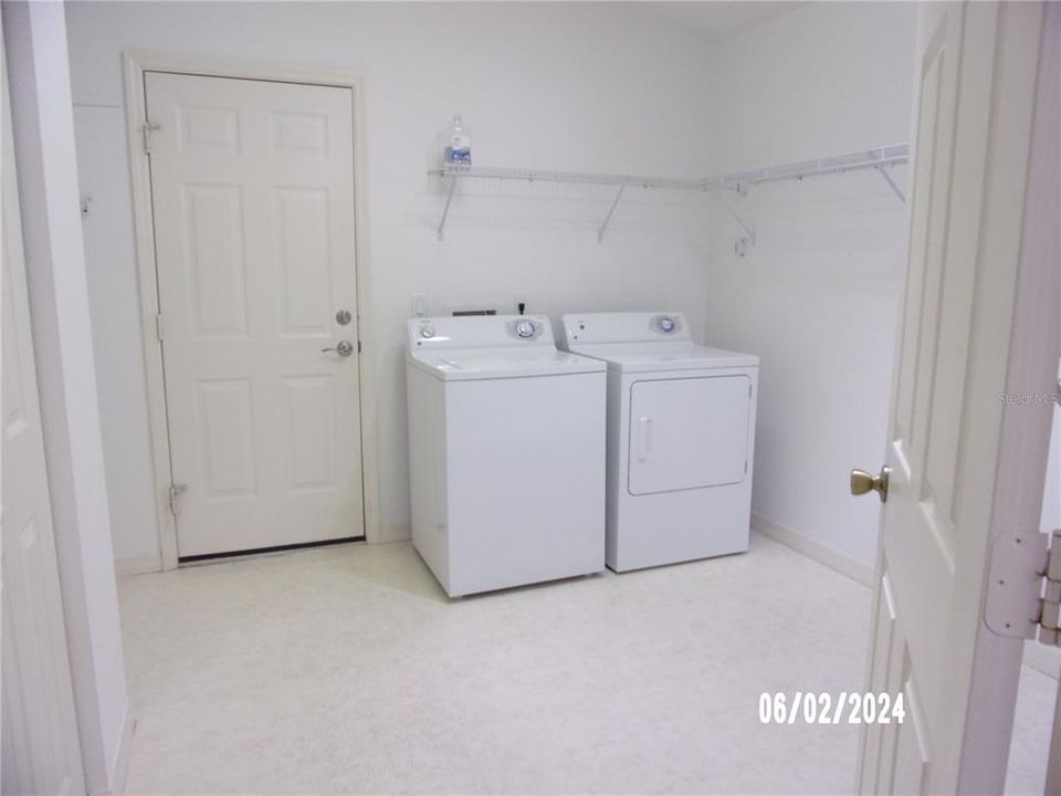 For Rent: $1,750 (2 beds, 2 baths, 1766 Square Feet)