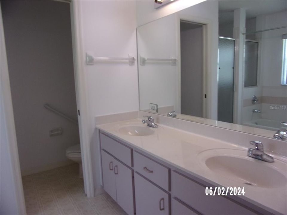 For Rent: $1,750 (2 beds, 2 baths, 1766 Square Feet)