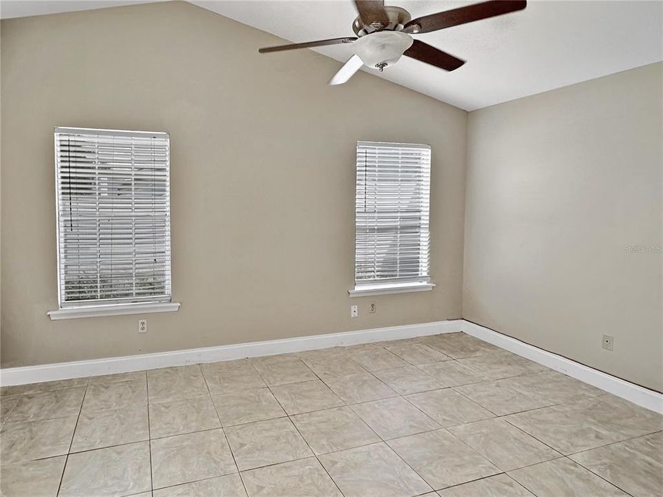 For Sale: $314,500 (2 beds, 2 baths, 1183 Square Feet)