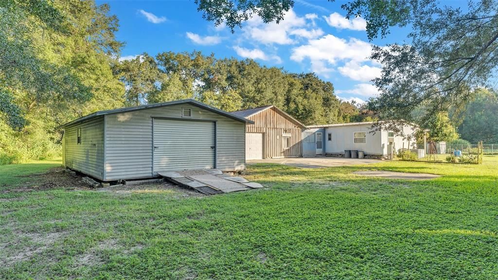 For Sale: $215,000 (3 beds, 2 baths, 1344 Square Feet)