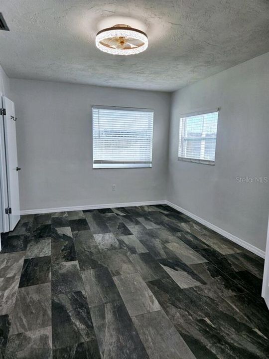 For Rent: $2,950 (3 beds, 2 baths, 1418 Square Feet)