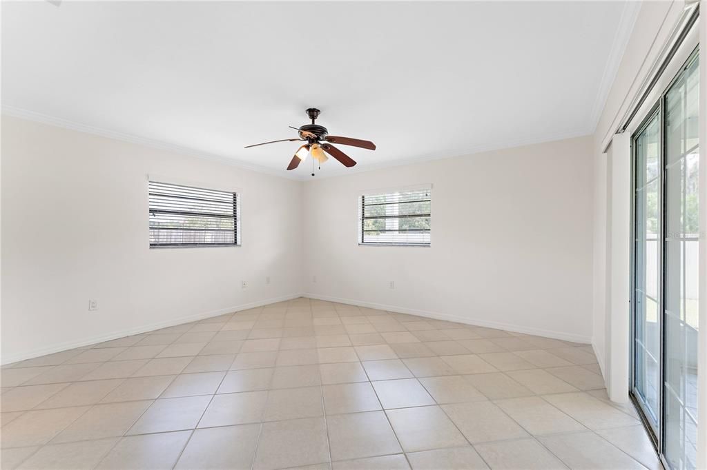 Master Bedroom Empty