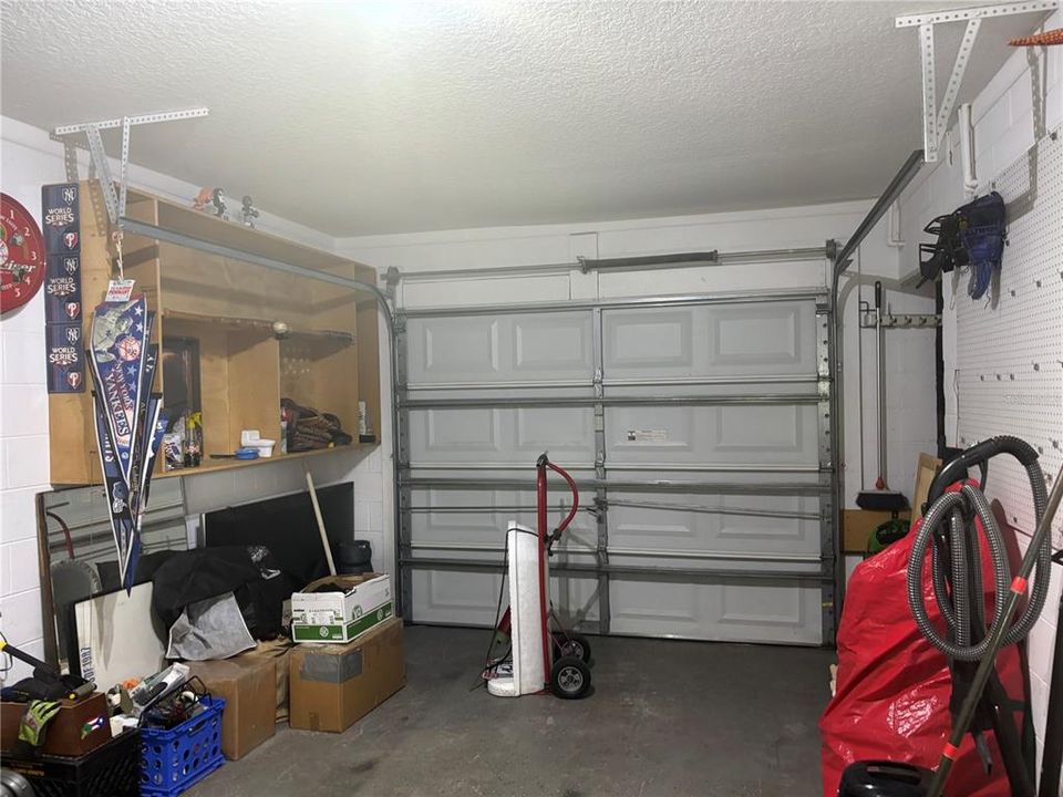 1 car garage