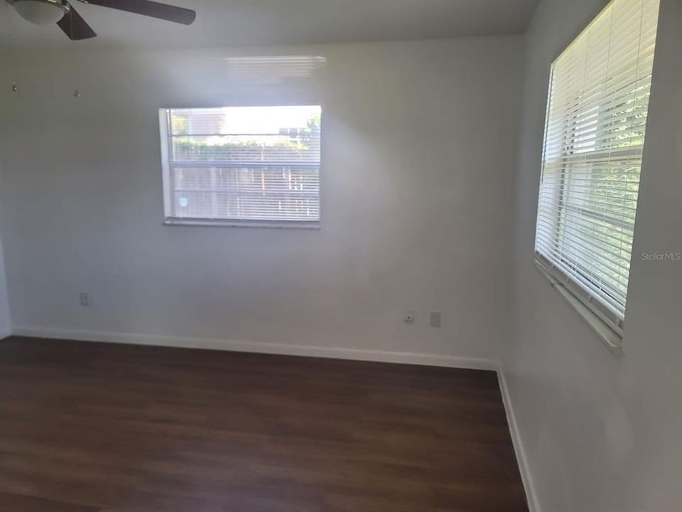 For Rent: $2,000 (3 beds, 2 baths, 1696 Square Feet)