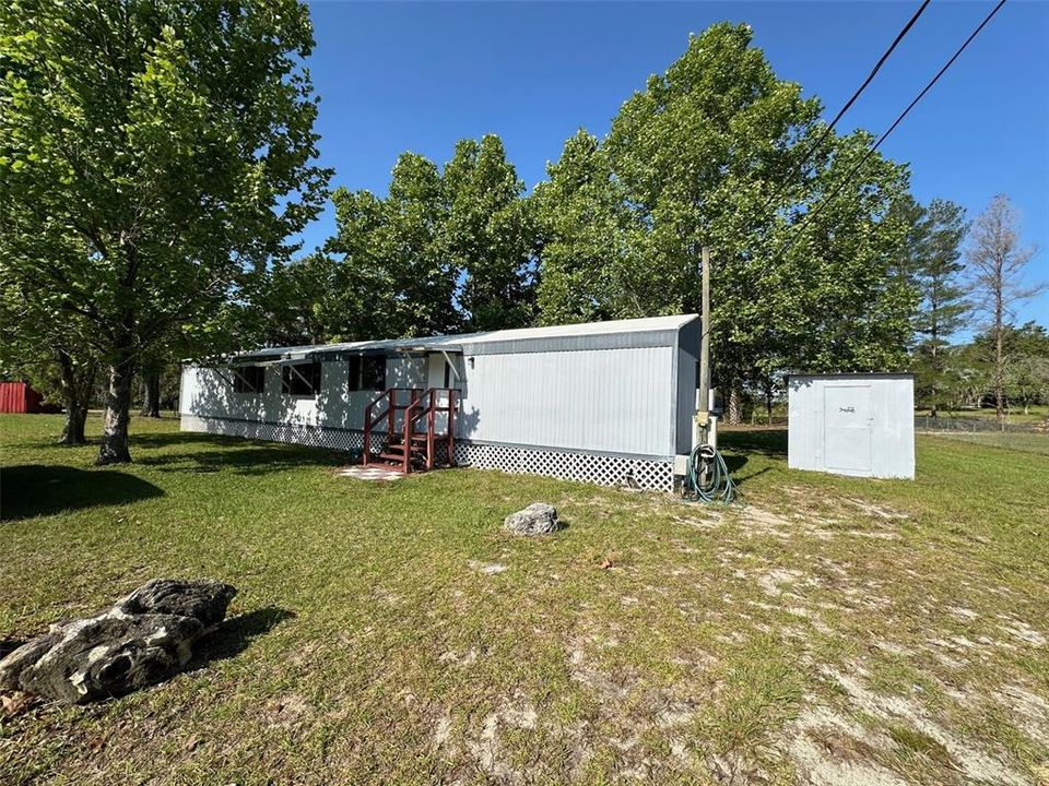 Welcome home to Barker Point! (prior to new roof)