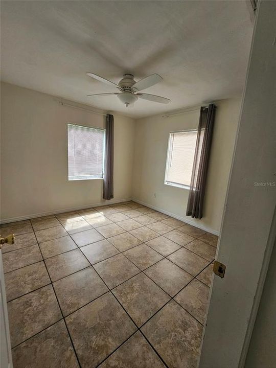 For Rent: $1,600 (2 beds, 1 baths, 736 Square Feet)