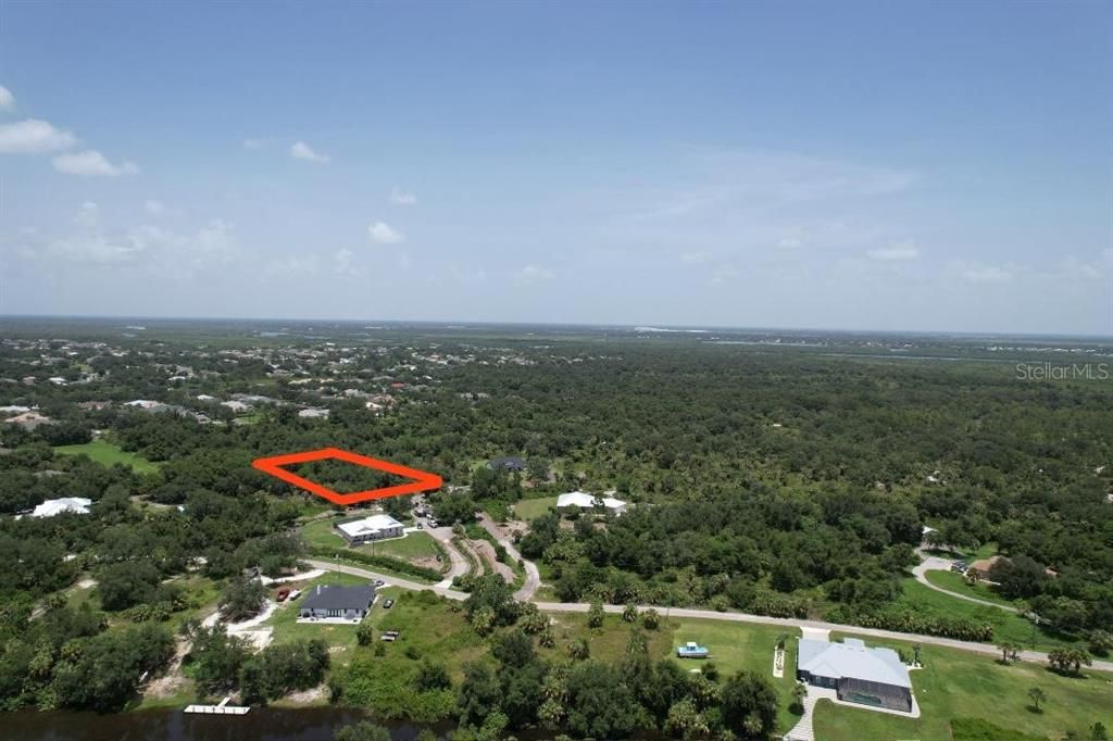 En Venta: $14,900 (0.13 acres)