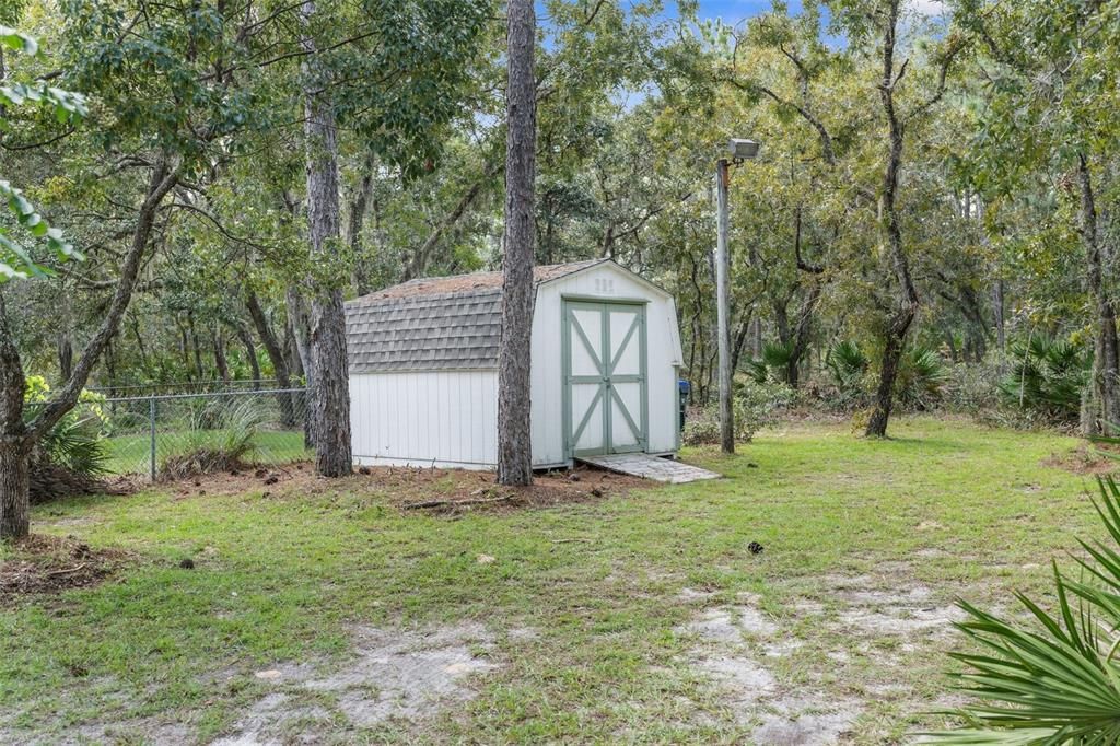 For Sale: $399,000 (3 beds, 2 baths, 1689 Square Feet)