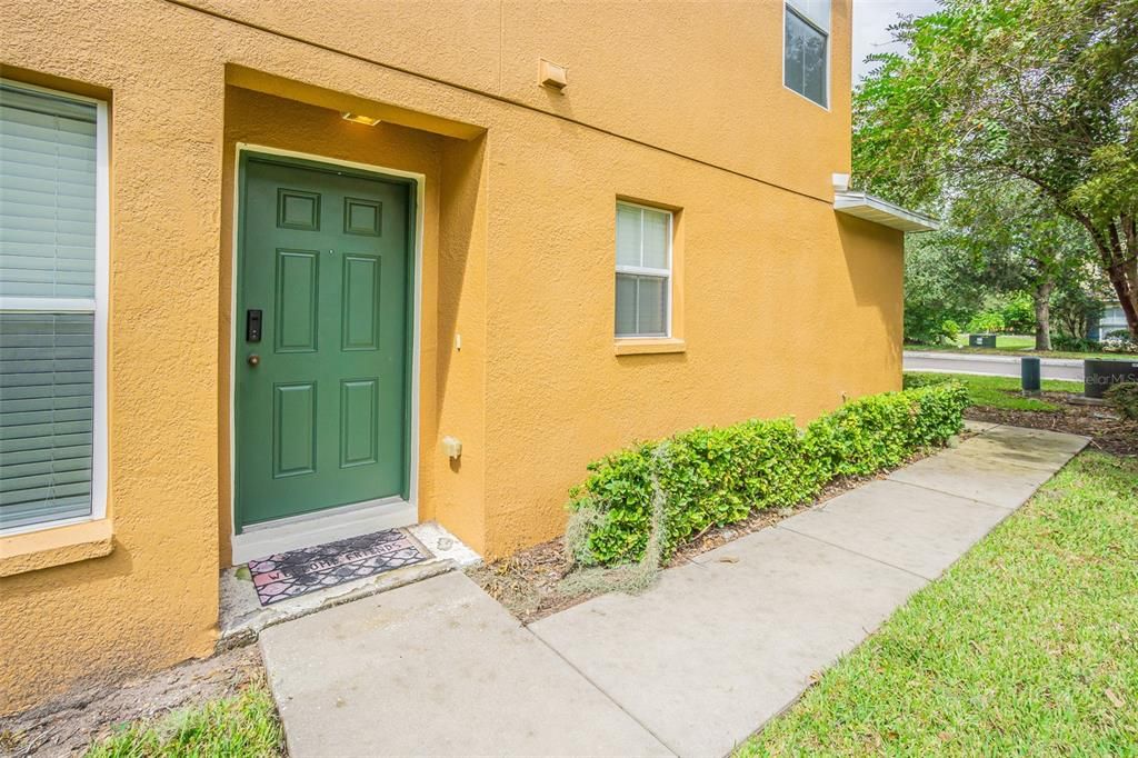 For Rent: $2,800 (3 beds, 2 baths, 1708 Square Feet)