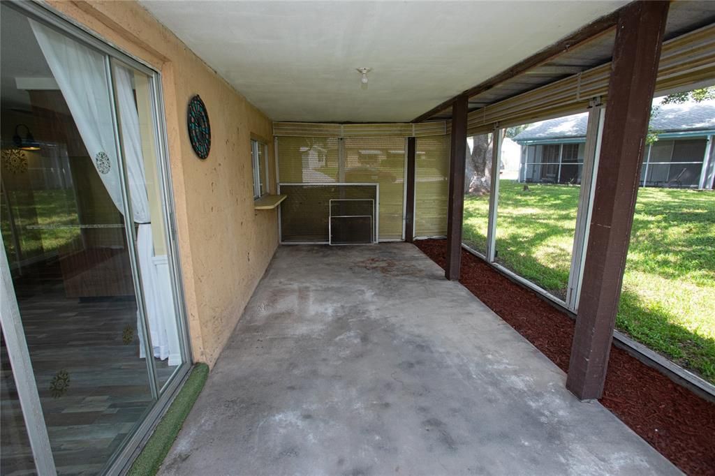 For Sale: $224,300 (3 beds, 2 baths, 1366 Square Feet)