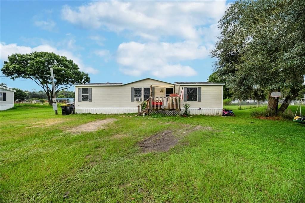 Recently Sold: $135,000 (3 beds, 2 baths, 1296 Square Feet)