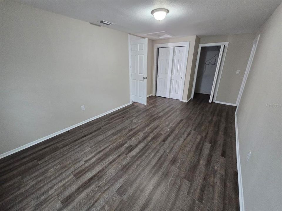 For Sale: $229,900 (3 beds, 1 baths, 1008 Square Feet)