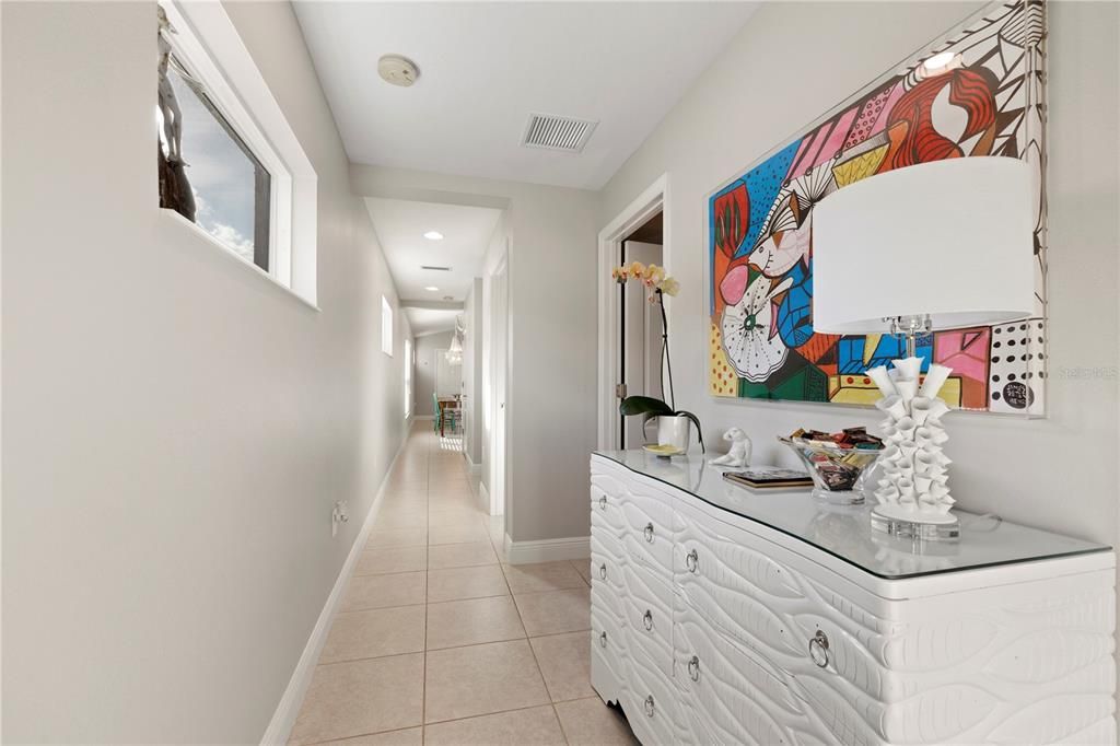 For Sale: $364,500 (2 beds, 2 baths, 1258 Square Feet)