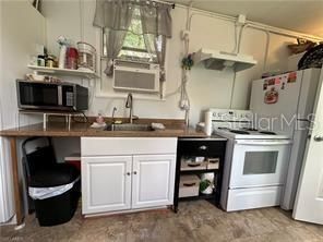 For Sale: $180,000 (1 beds, 1 baths, 360 Square Feet)