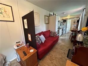 For Sale: $180,000 (1 beds, 1 baths, 360 Square Feet)