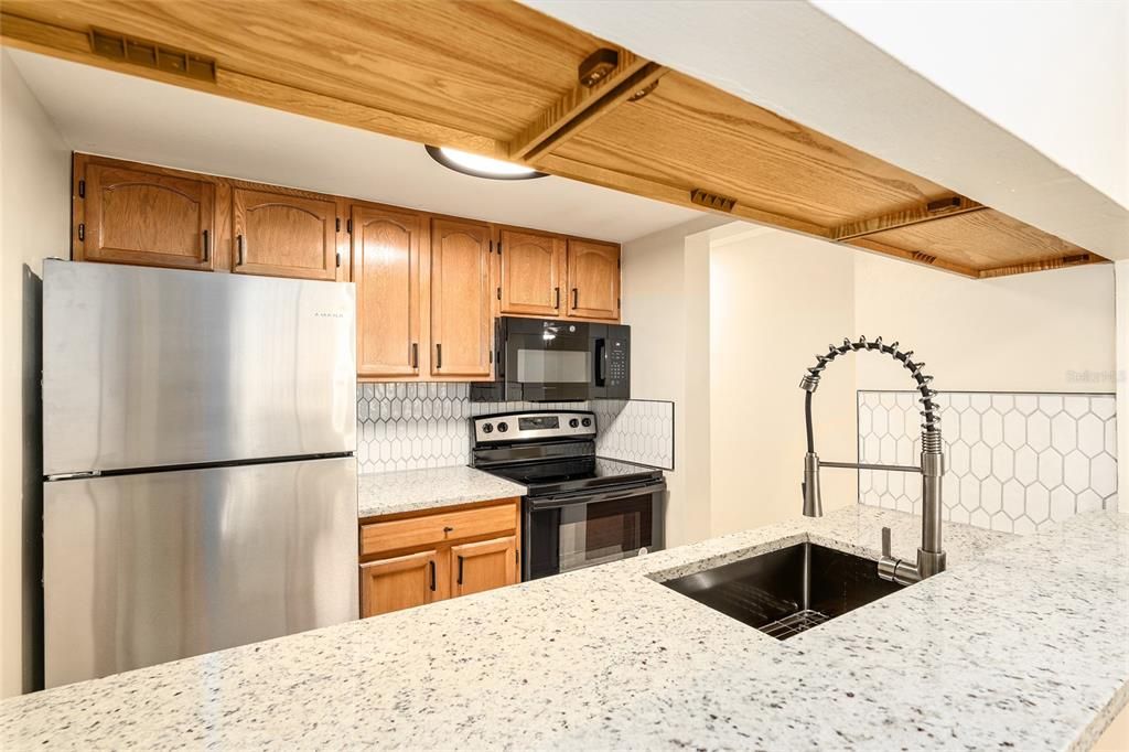 For Rent: $1,349 (2 beds, 1 baths, 1260 Square Feet)