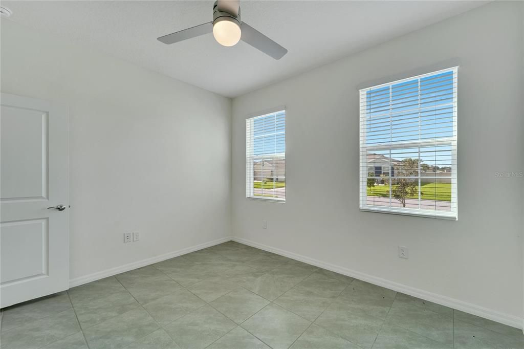 For Sale: $350,000 (4 beds, 2 baths, 2048 Square Feet)