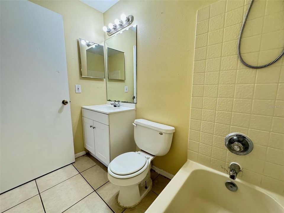 For Rent: $1,699 (3 beds, 2 baths, 1024 Square Feet)