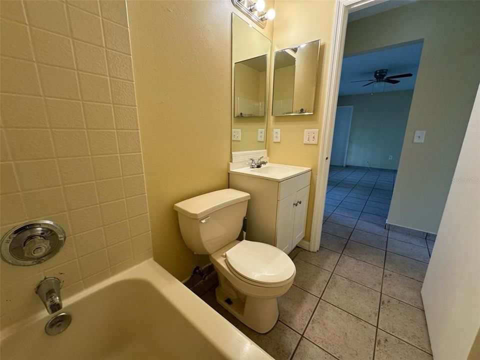 For Rent: $1,699 (3 beds, 2 baths, 1024 Square Feet)