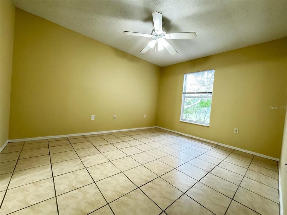 For Rent: $1,699 (3 beds, 2 baths, 1024 Square Feet)