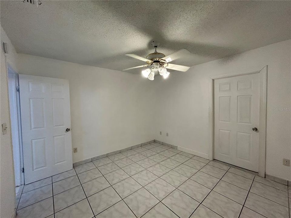 Active With Contract: $1,600 (3 beds, 2 baths, 1501 Square Feet)