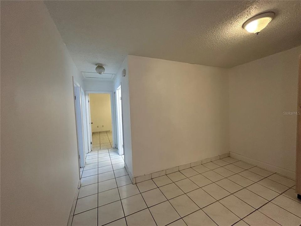 Active With Contract: $1,600 (3 beds, 2 baths, 1501 Square Feet)