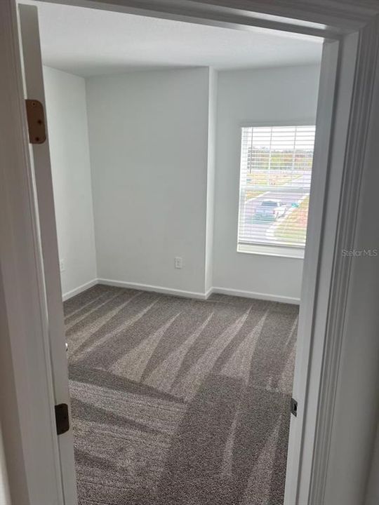 For Rent: $2,190 (3 beds, 2 baths, 1689 Square Feet)