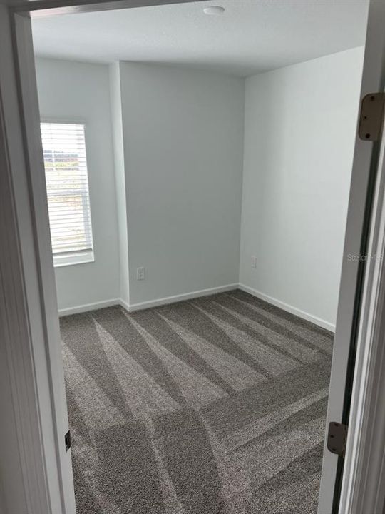 For Rent: $2,190 (3 beds, 2 baths, 1689 Square Feet)