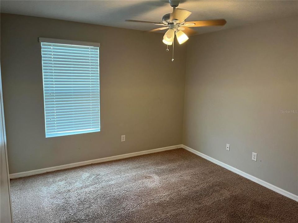 For Rent: $1,995 (4 beds, 2 baths, 2526 Square Feet)