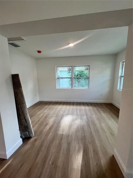 For Rent: $3,250 (3 beds, 2 baths, 1500 Square Feet)