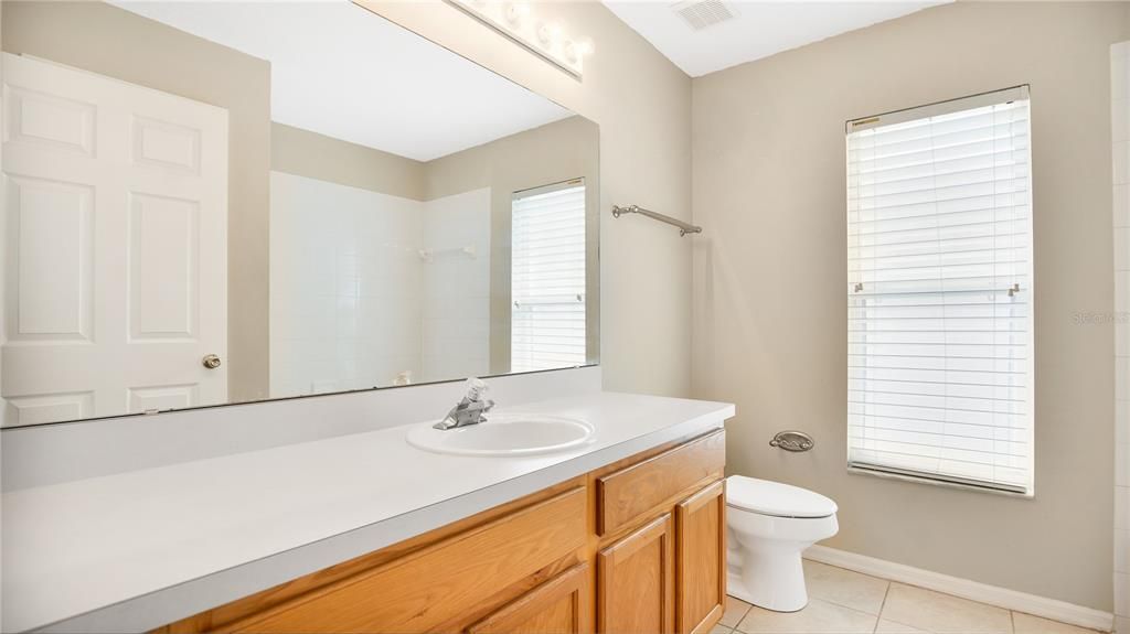 For Sale: $389,900 (3 beds, 2 baths, 1813 Square Feet)