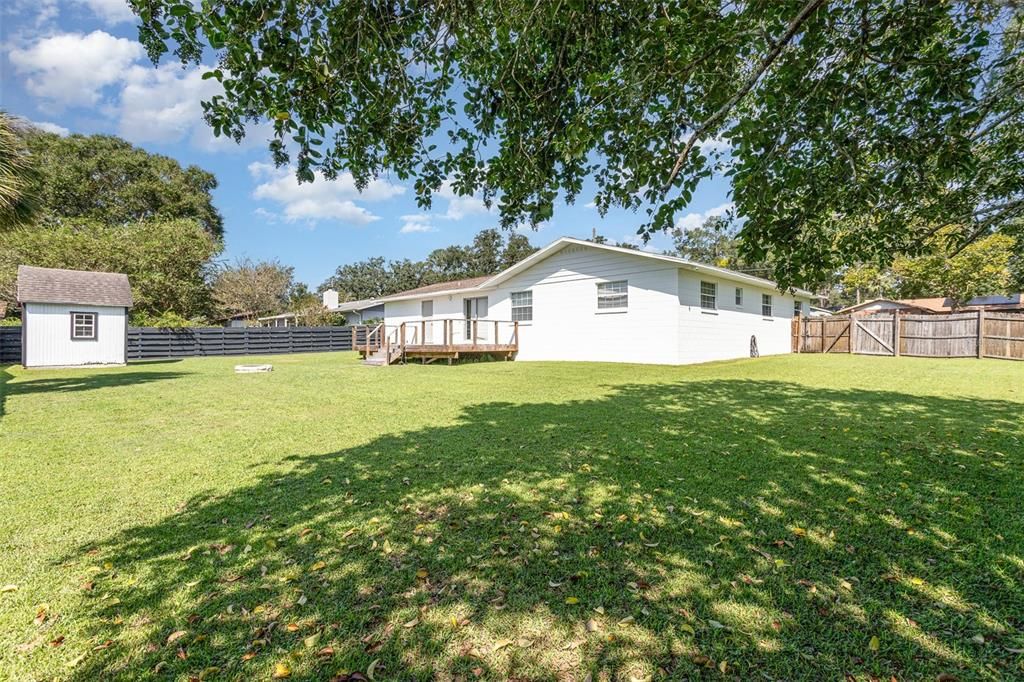 Active With Contract: $253,500 (3 beds, 2 baths, 1494 Square Feet)