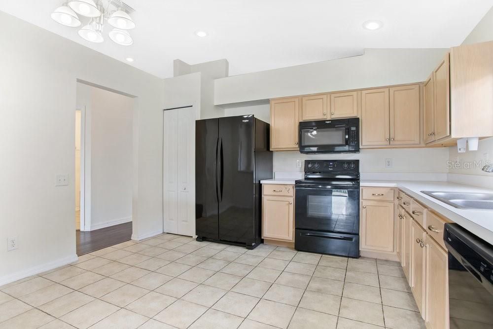 For Sale: $369,900 (3 beds, 2 baths, 1856 Square Feet)