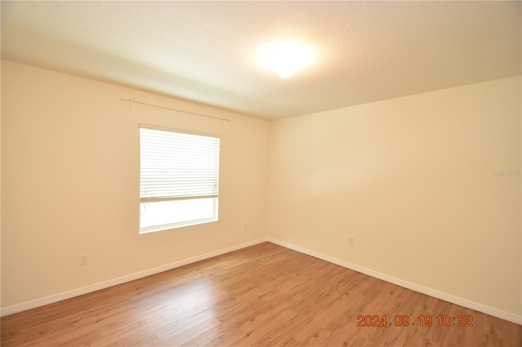 Active With Contract: $1,850 (3 beds, 2 baths, 1530 Square Feet)