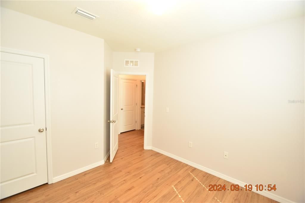 Active With Contract: $1,850 (3 beds, 2 baths, 1530 Square Feet)