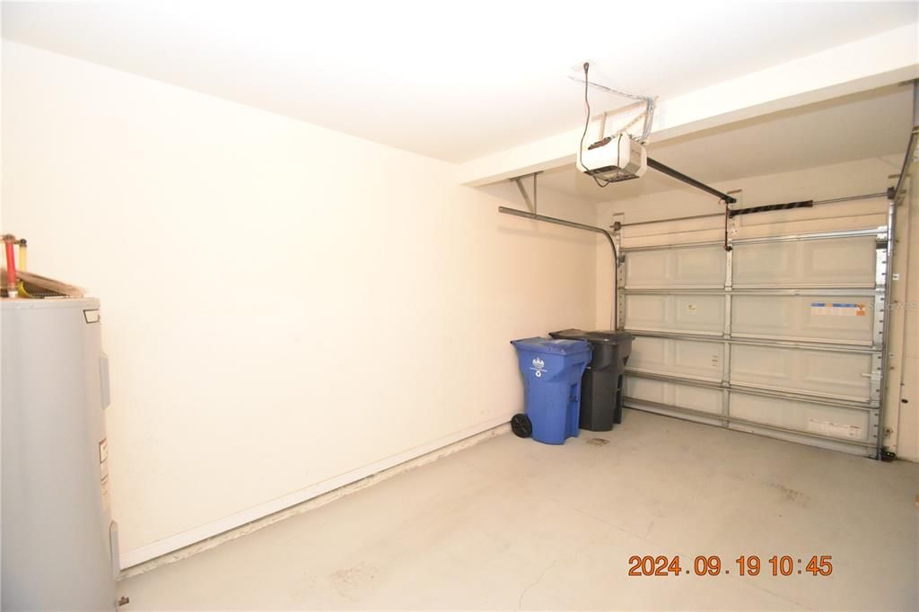 Active With Contract: $1,850 (3 beds, 2 baths, 1530 Square Feet)