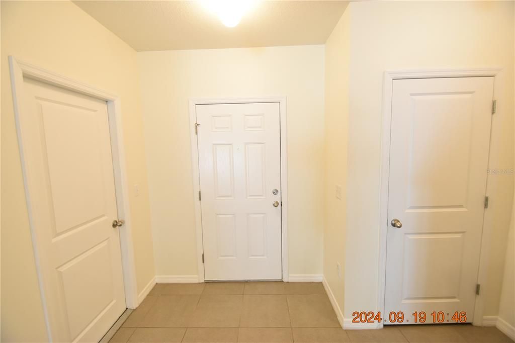 Active With Contract: $1,850 (3 beds, 2 baths, 1530 Square Feet)