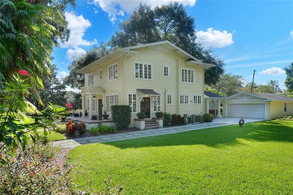 For Sale: $875,000 (3 beds, 2 baths, 2917 Square Feet)