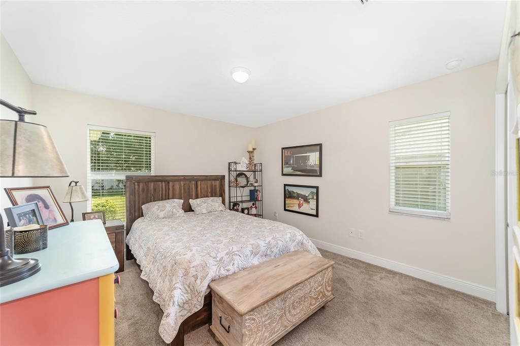 For Sale: $349,000 (3 beds, 2 baths, 1582 Square Feet)