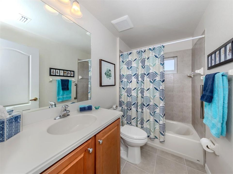 For Sale: $445,000 (2 beds, 2 baths, 1898 Square Feet)