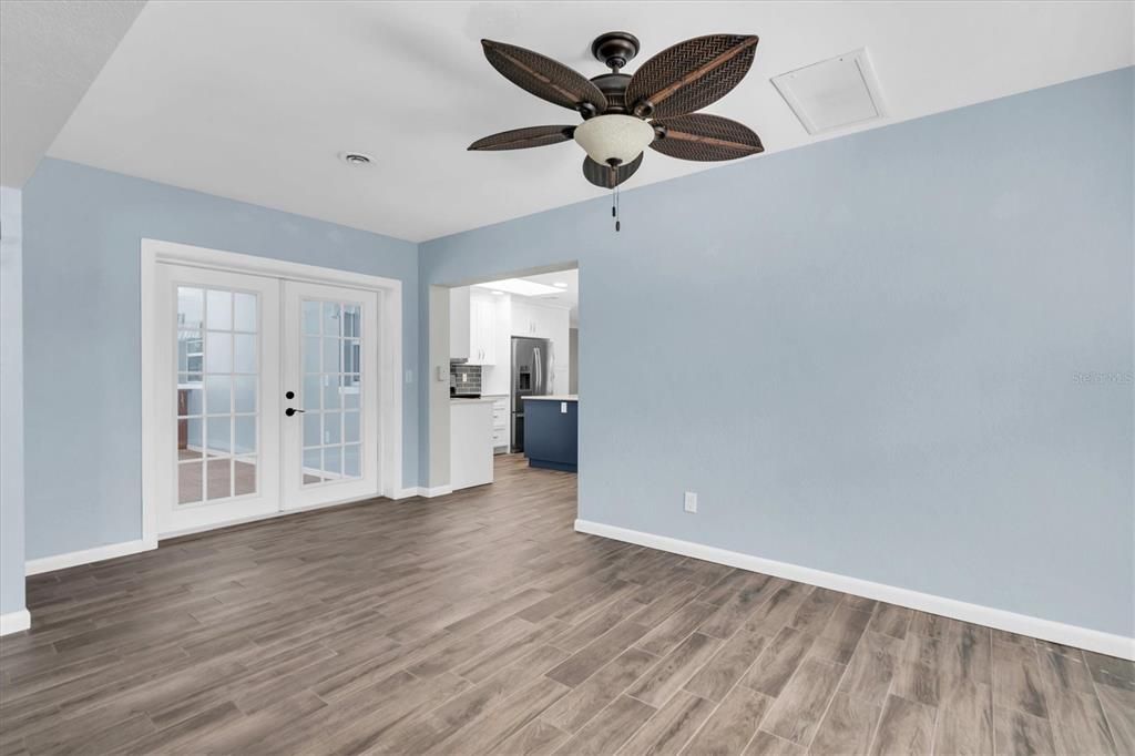 Active With Contract: $449,000 (2 beds, 2 baths, 1601 Square Feet)