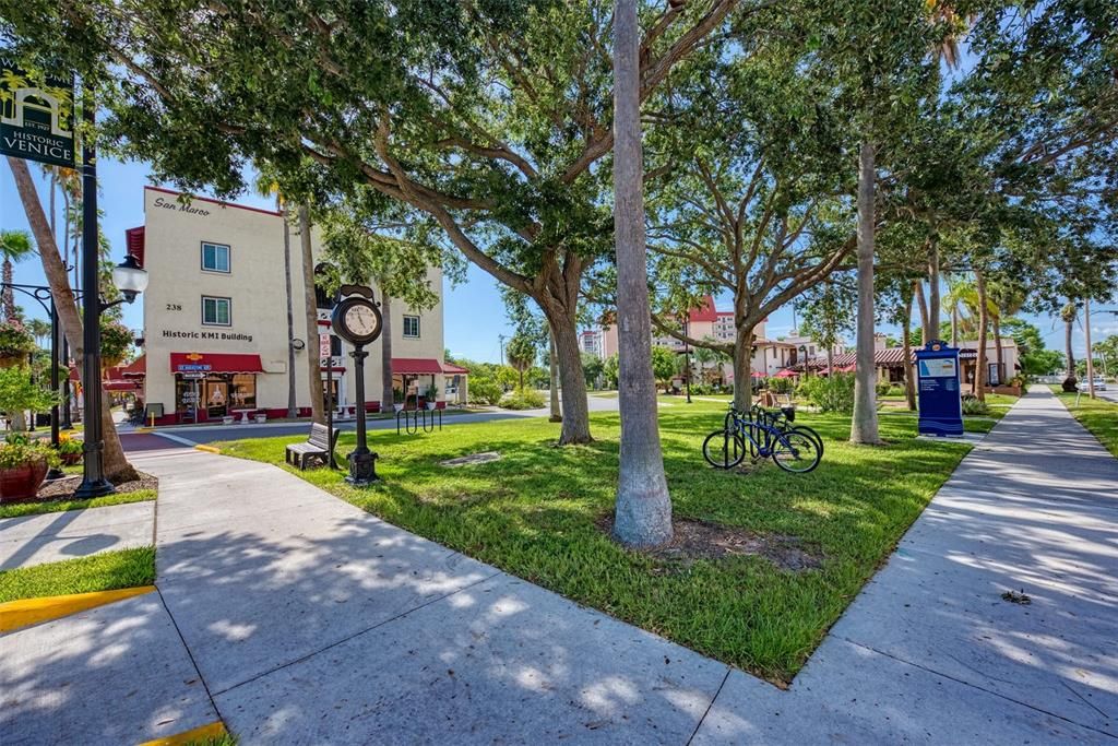 Quiet Venice Downtown