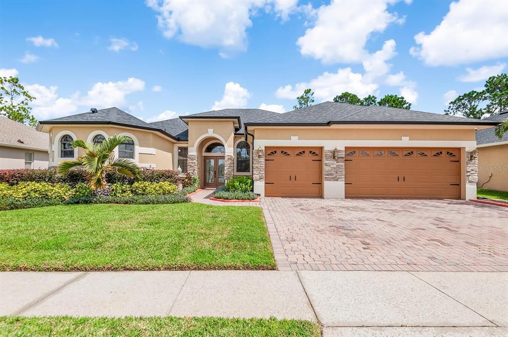 For Sale: $639,900 (4 beds, 3 baths, 2717 Square Feet)